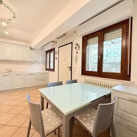 Se203 - Senigallia, Trilocale A Pochi Passi Dal Mare Con Portico E Posto Auto Apartment